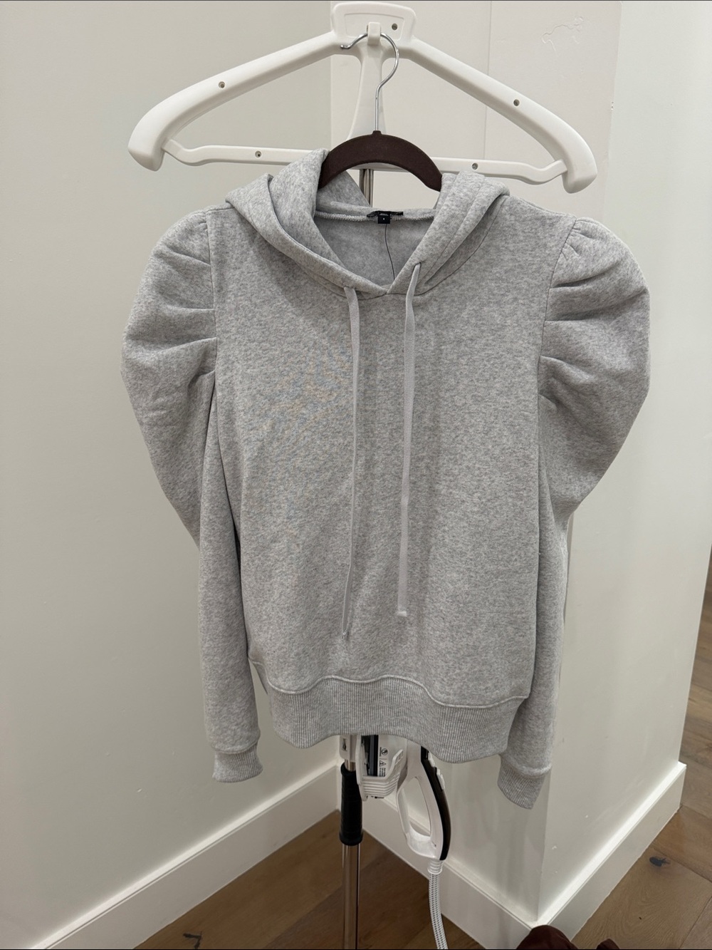 Express Puff Sleeve Hoodie in Light Gray